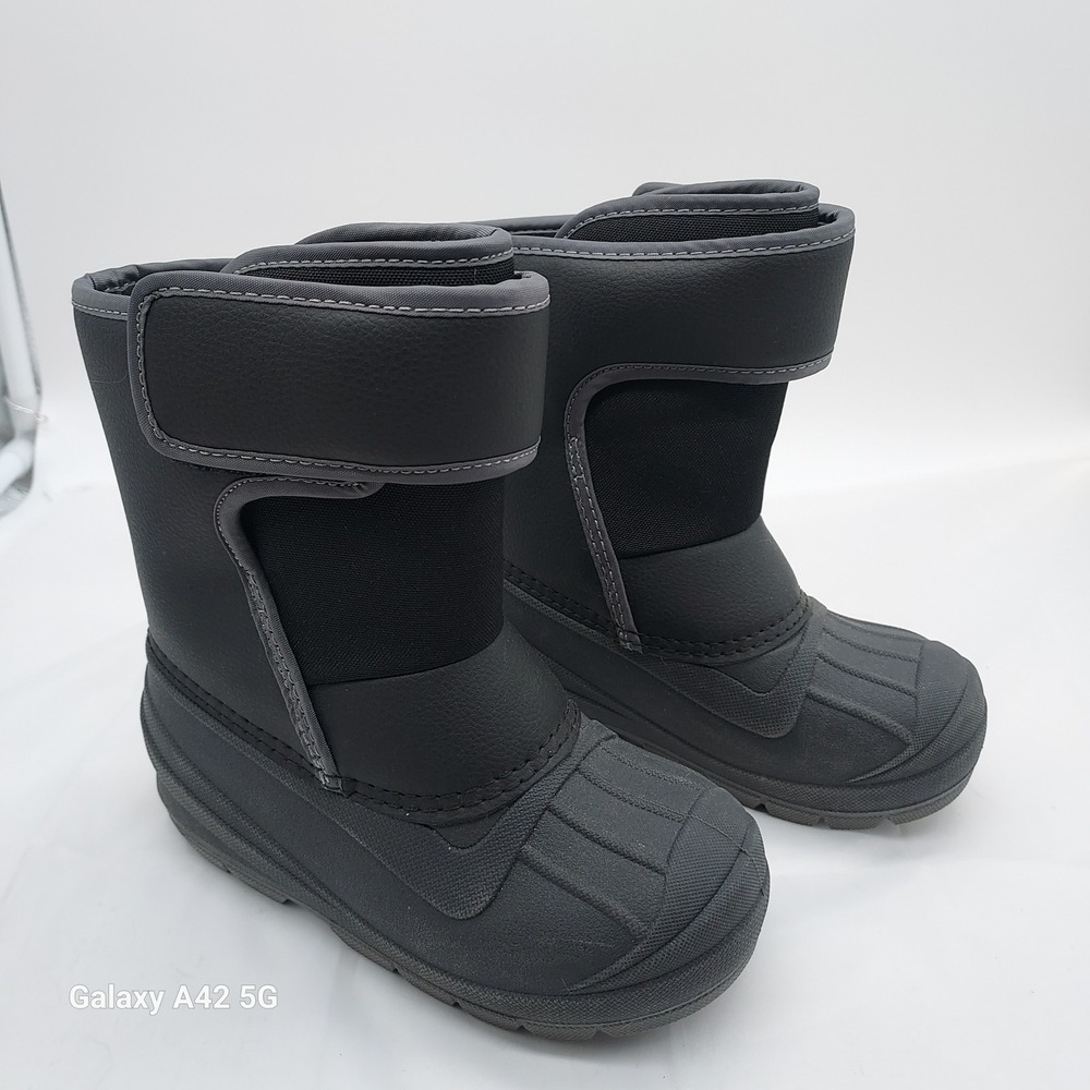 Cat & Jack Kids Black Snow Boots Size 10 Hook and Loop Winter Duck Boots